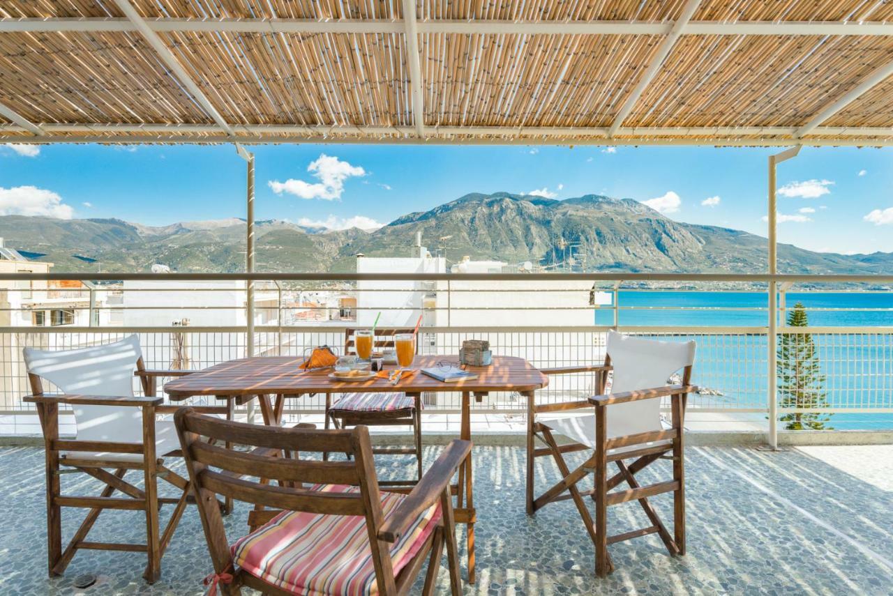 Apartamento Seafront Penthouse Leo Kalamata Exterior foto