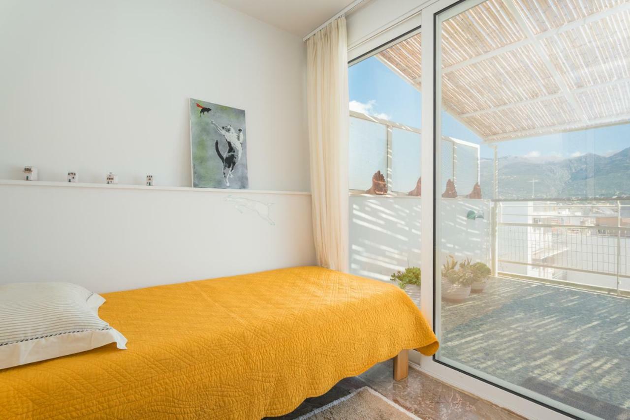 Apartamento Seafront Penthouse Leo Kalamata Exterior foto